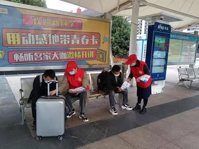 1281040430.jpg